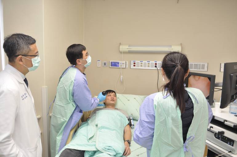 壓力大釀胃痛不敢照胃鏡 磁控膠囊內視鏡無痛檢查零死角